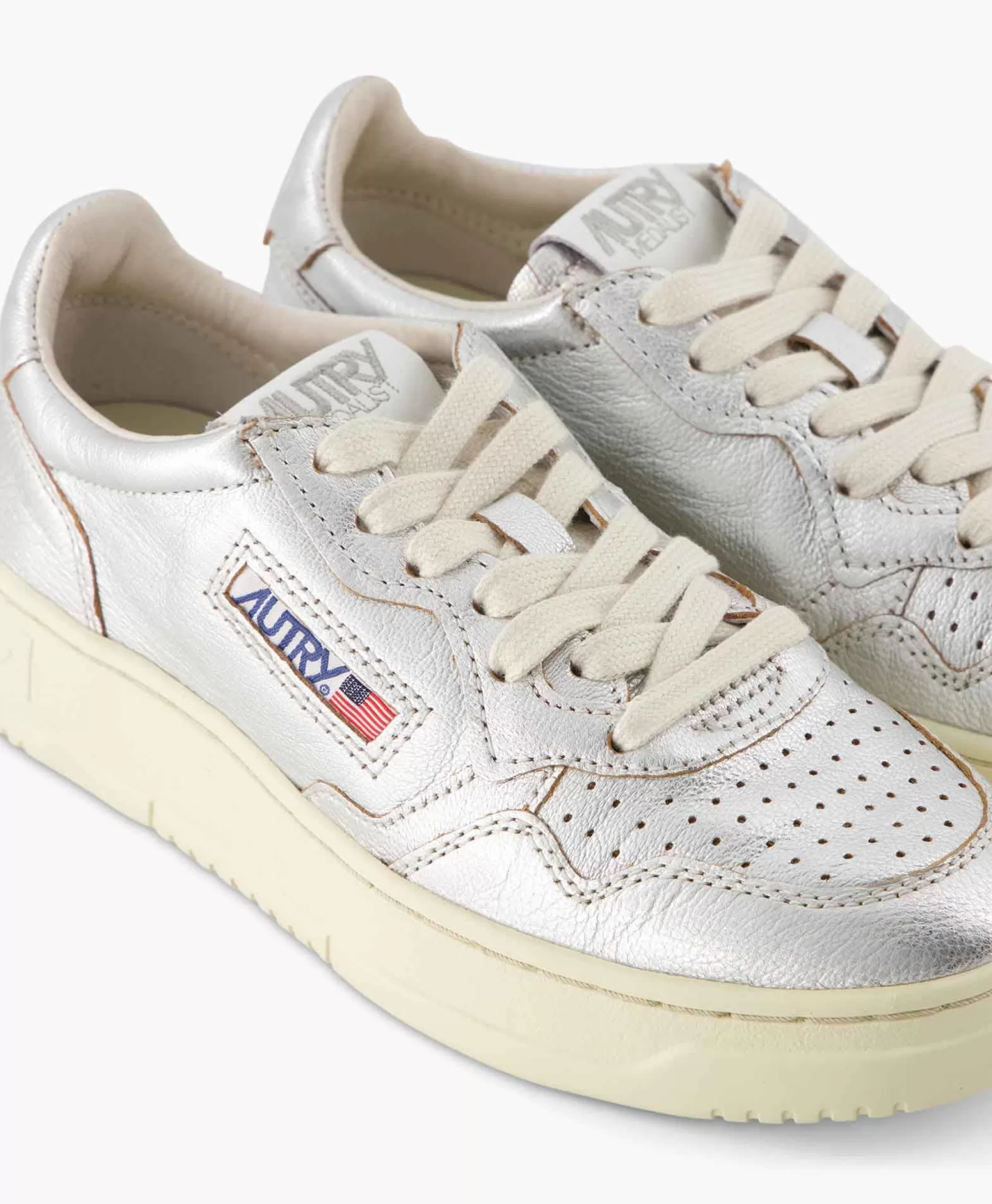 Autry Medalist Low - Scarpe Sportive Donna in Argento, Stile Retro e Design Leggero per il Massimo Comfort