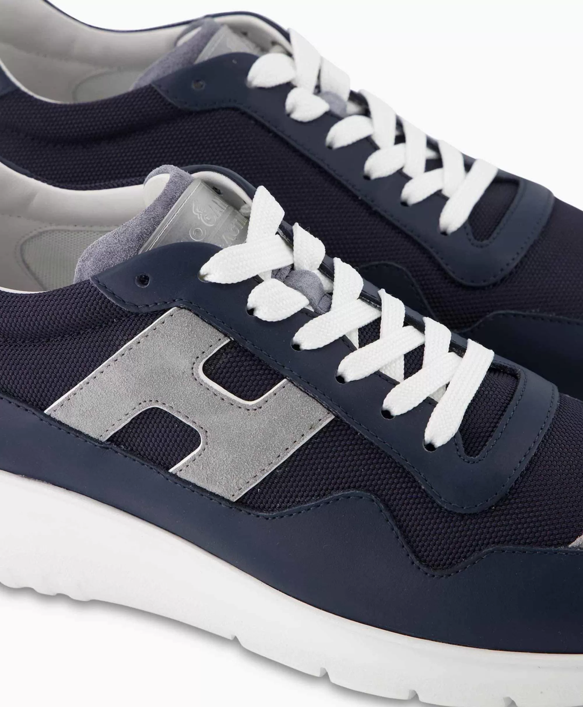 Hogan Interactive III Scarpe Sportive Uomo - Design Moderno con Suola Ammortizzata in Nero