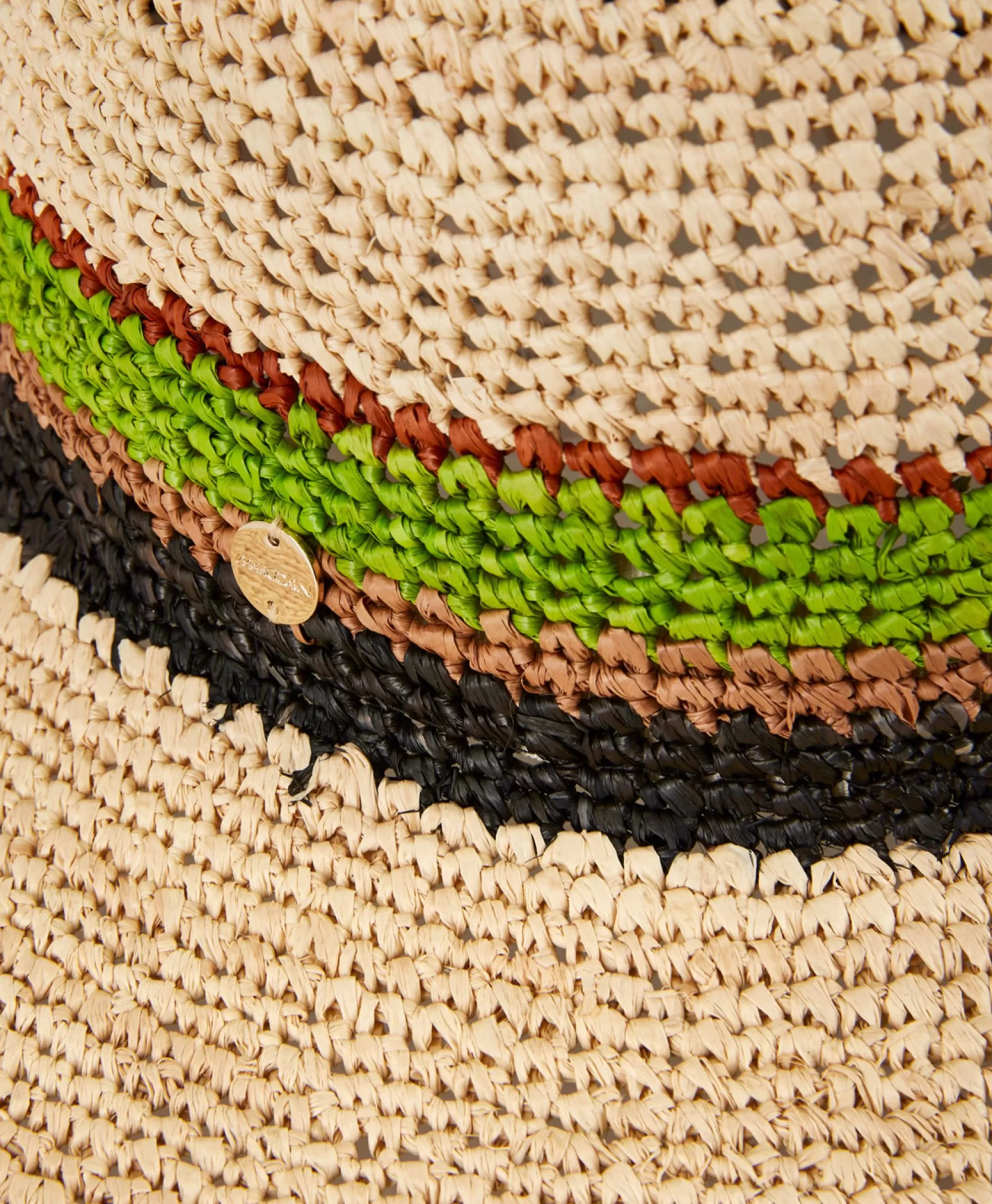 Cappello Autunno/Inverno Marc Cain - Modello Elegante con Tesa Larga H1.06-Z32 in Tonalità Sabbia Chiaro