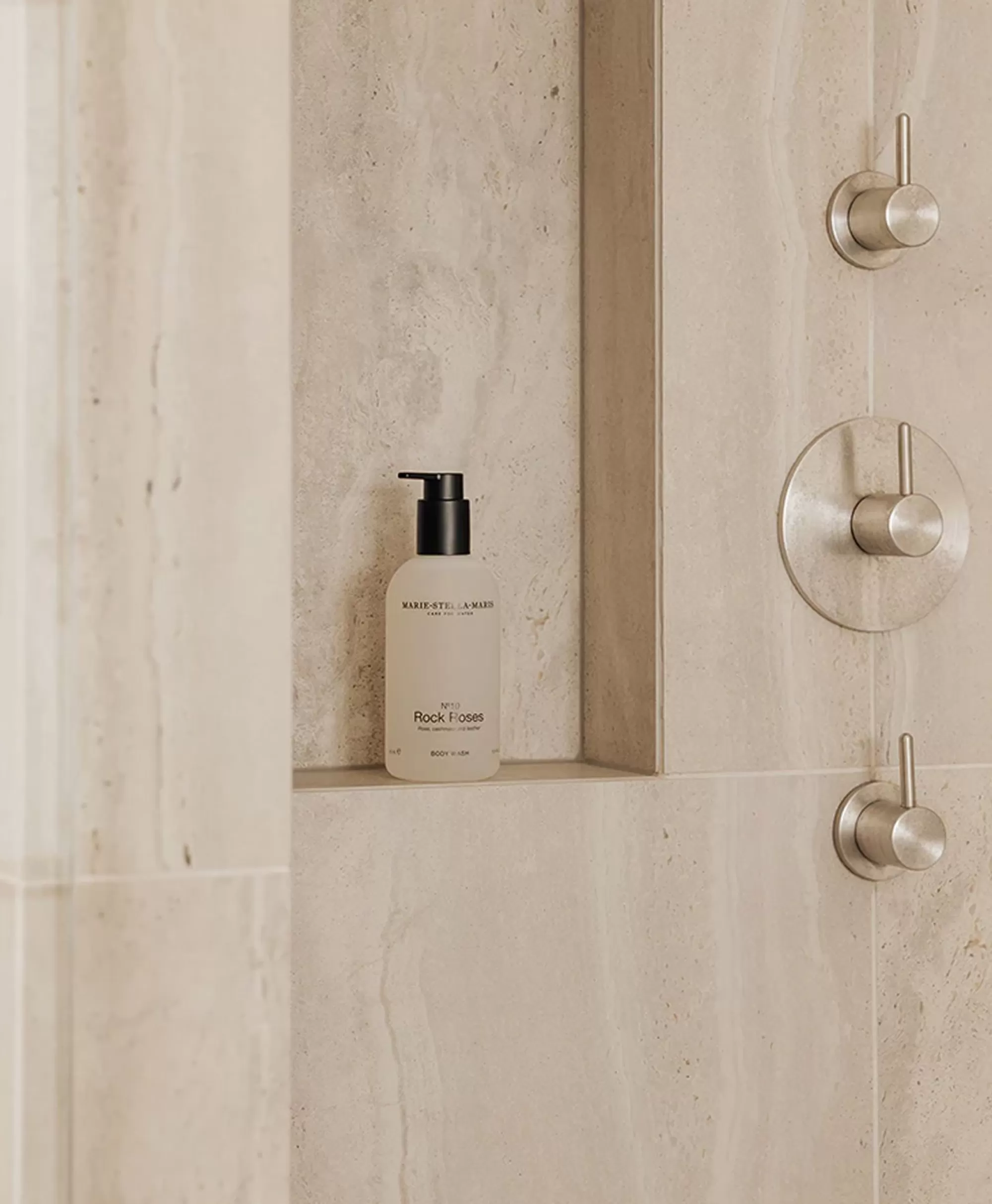 Bagnodoccia Idratante alla Rosa delle Rocce - Linea Lifestyle Marie-Stella-Maris | Flacone da 300ml per La Cura Del Corpo