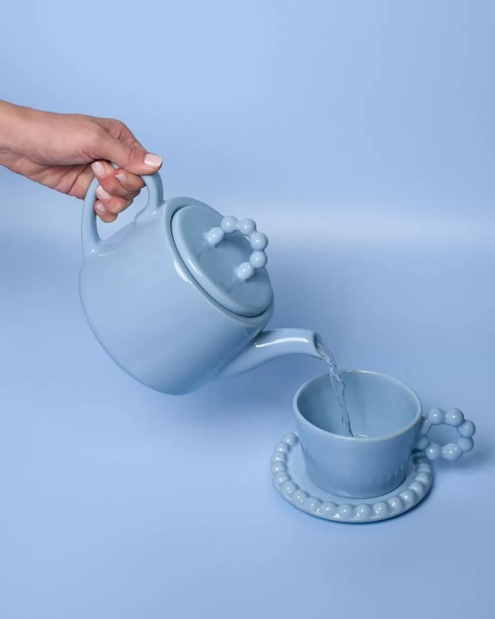 Teiera Elegante Seia in Tonalità Azzurro Chiaro con Motivi Floreali - Design Moderno per la Tua Collezione