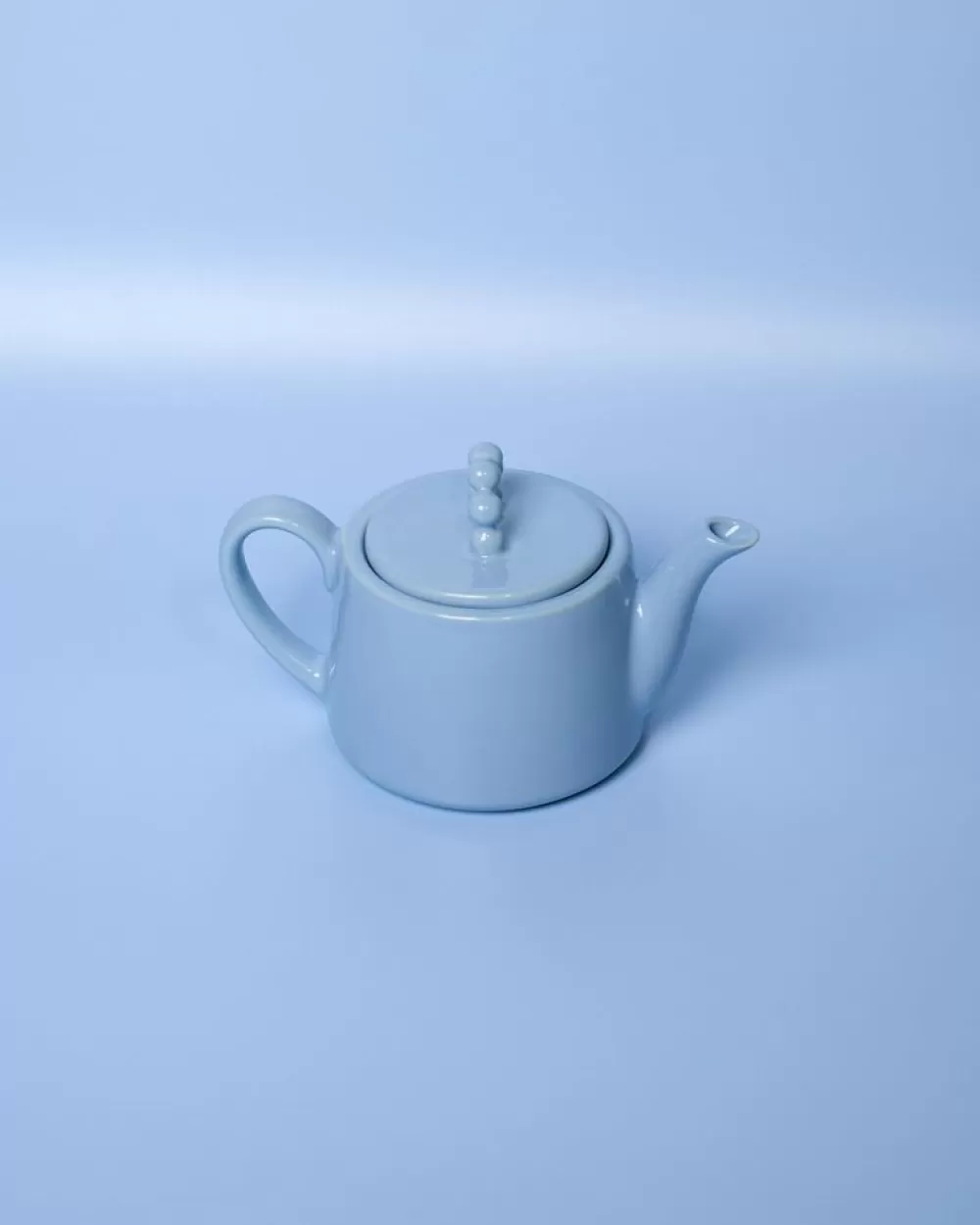 Teiera Elegante Seia in Tonalità Azzurro Chiaro con Motivi Floreali - Design Moderno per la Tua Collezione