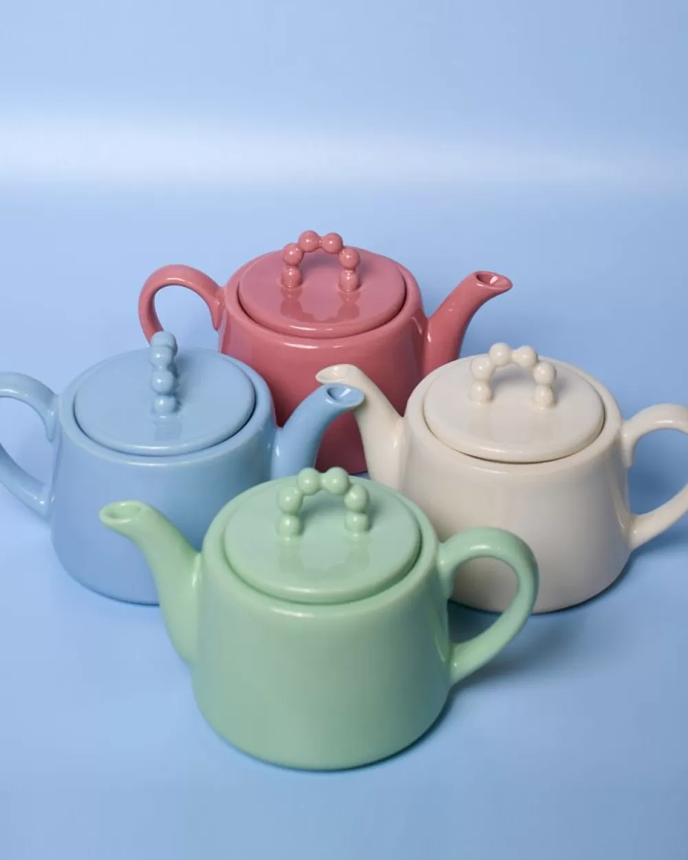 Teiera Elegante Seia in Tonalità Azzurro Chiaro con Motivi Floreali - Design Moderno per la Tua Collezione